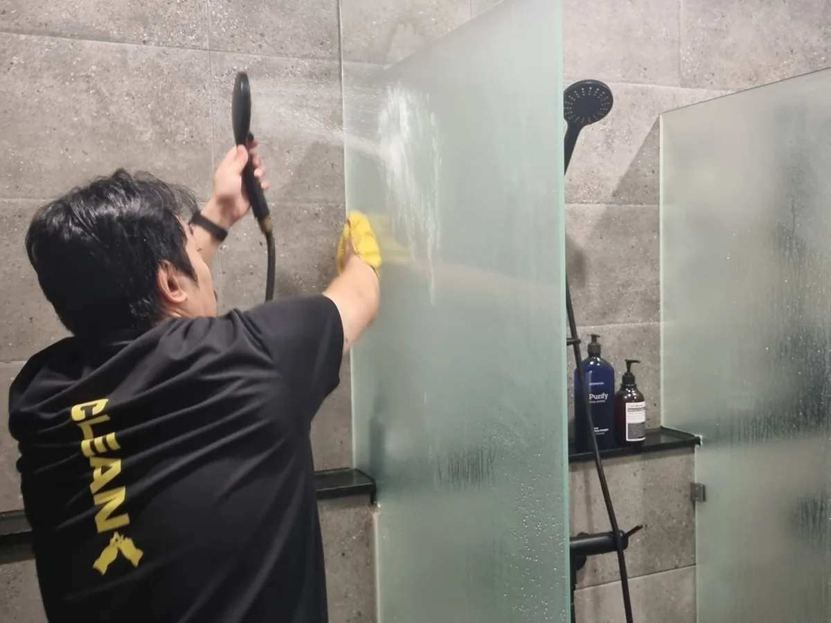 합천군 가야면 헬스장 복도·대기 동선 야간 위생청소 사례 - 행진크린